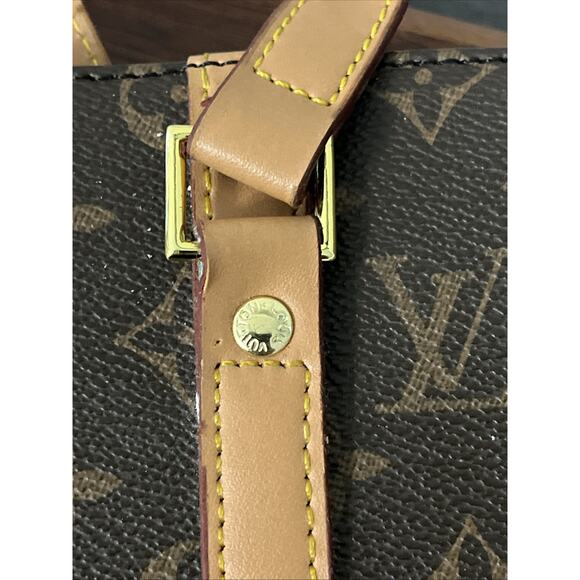 Louis Vuitton Shoulder Bag For Parts Craft DIY Art Projects AS IS DAMAGED - Picture 8 of 13